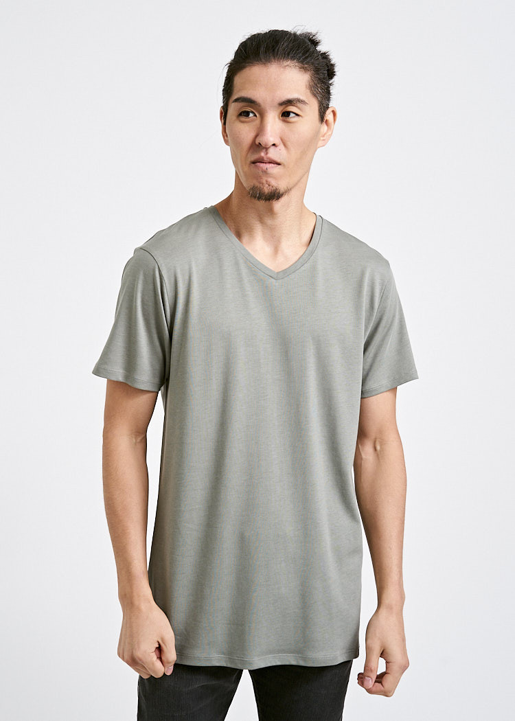 HERREN V-AUSSCHNITT WOODSHIRT AGAVE GREEN