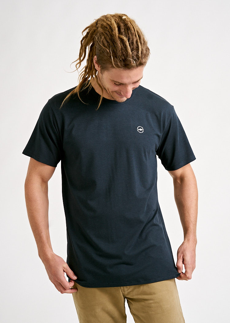 HERREN WOODSHIRT LOOSE TEE CARBON